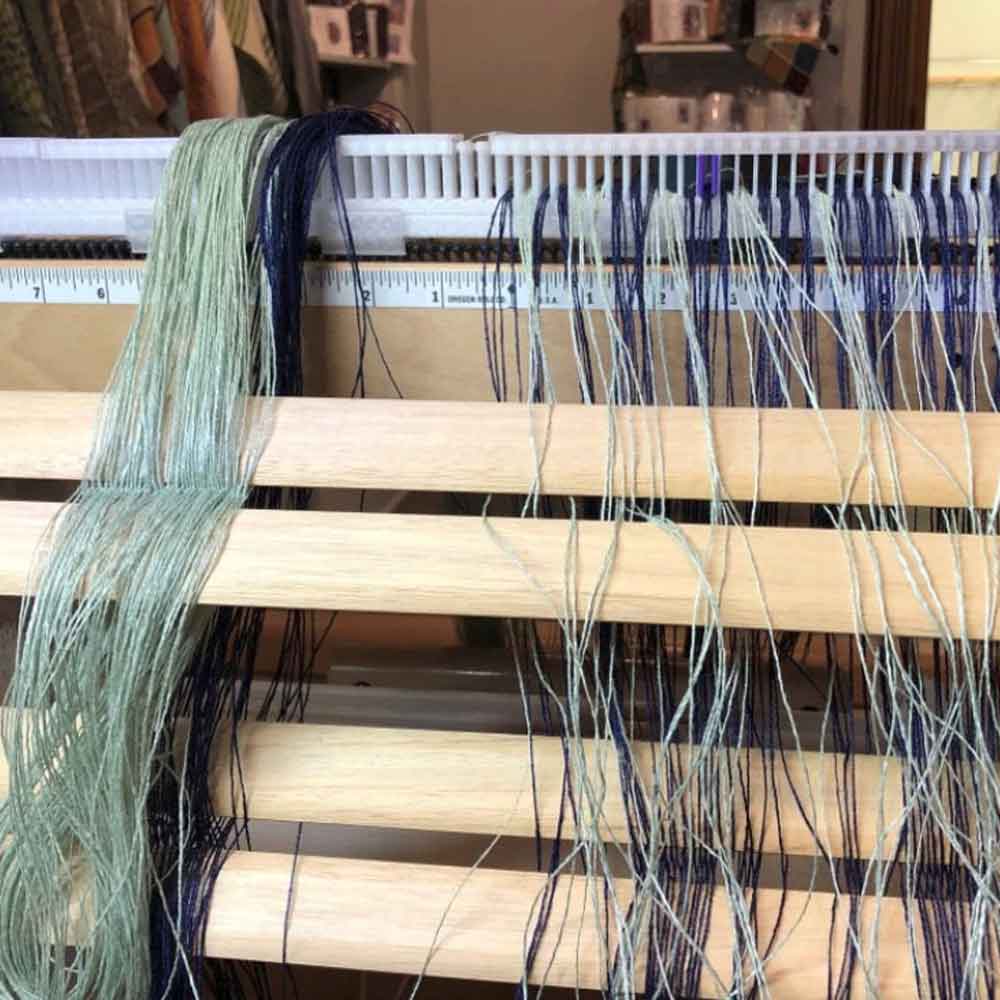 Pourquoi utiliser un râteau en tissage ?