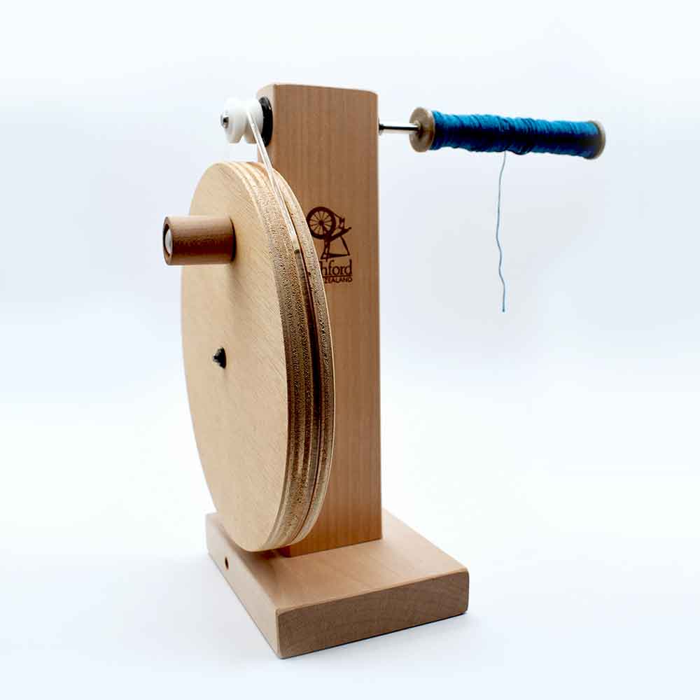 Caneteuse et dévidoir