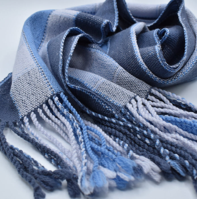 Foulard chimio Lisbonne Bleu marine et Blanc - Comptoir de Vie Foulard chimio Lisbonne Bleu marine et Blanc - Comptoir de Vie
