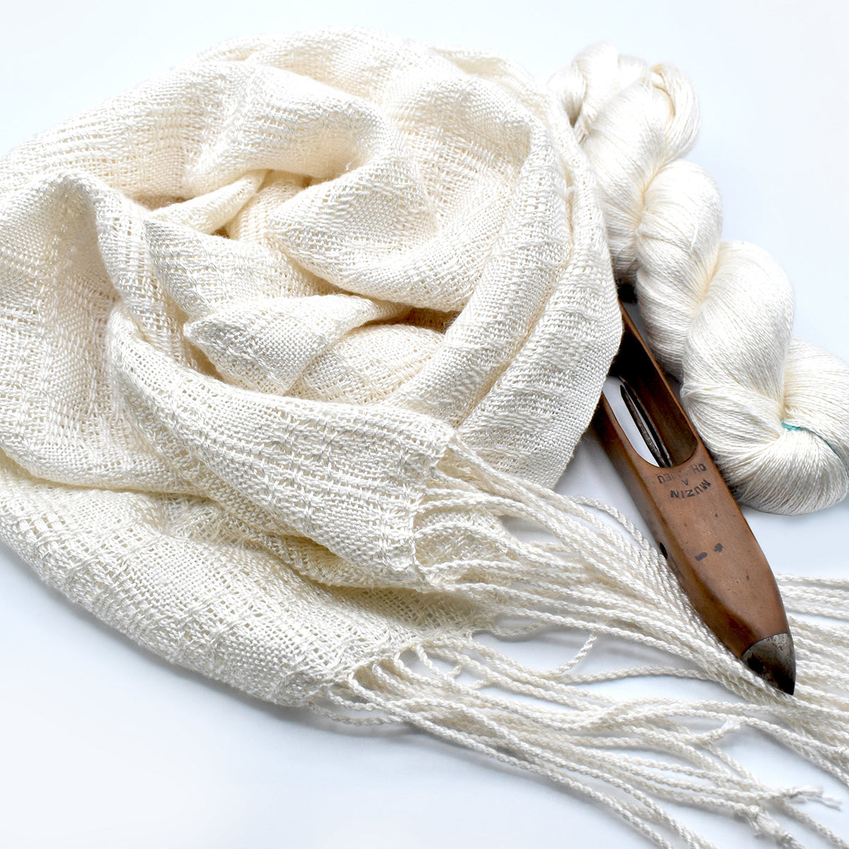 Emma Silk Scarf Weaving Kit – 2/20 Mulberry Silk 4-Shaft Loom