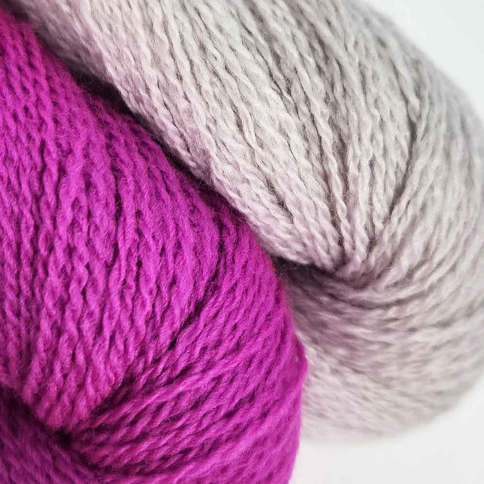 Annabelle scarf weaving kit yarn colors in mushroom and magenta
