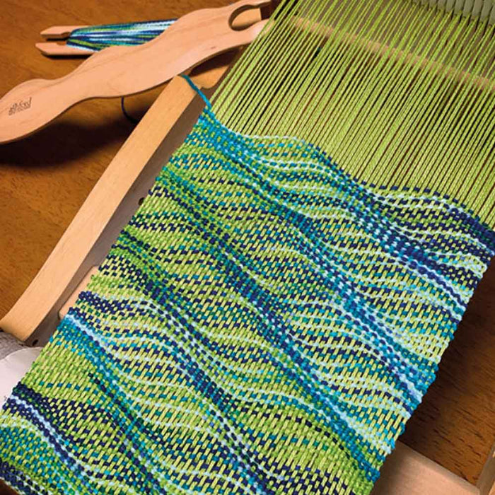 wave shuttle used on rigid heddle loom