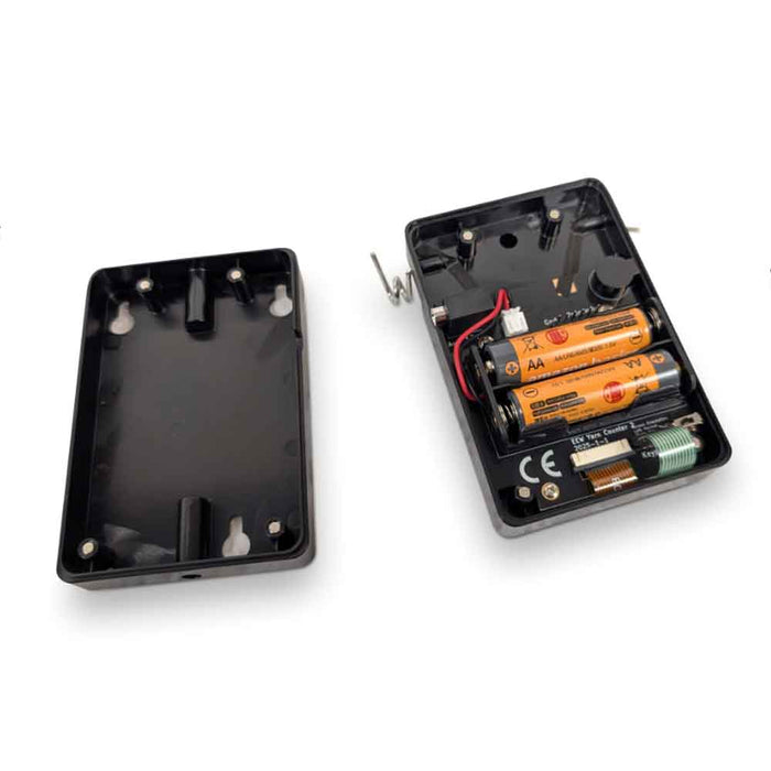 EEW Yarn Counter 2 internal battery compartment with AA batteries