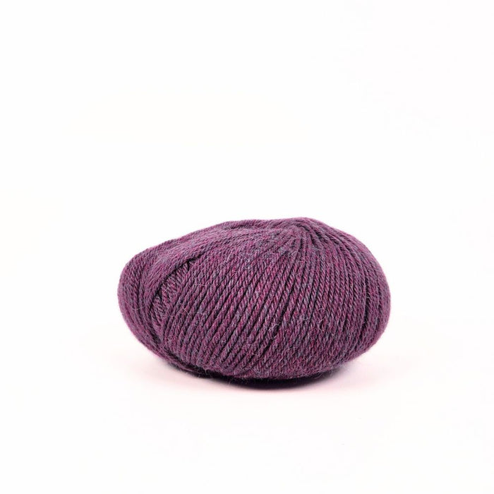 100% Baby Alpaca yarn in Plum for weaving and knitting