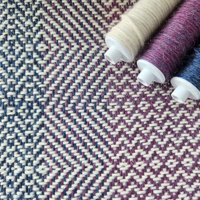 Close-up of the Brume twill weave in Baby Alpaca