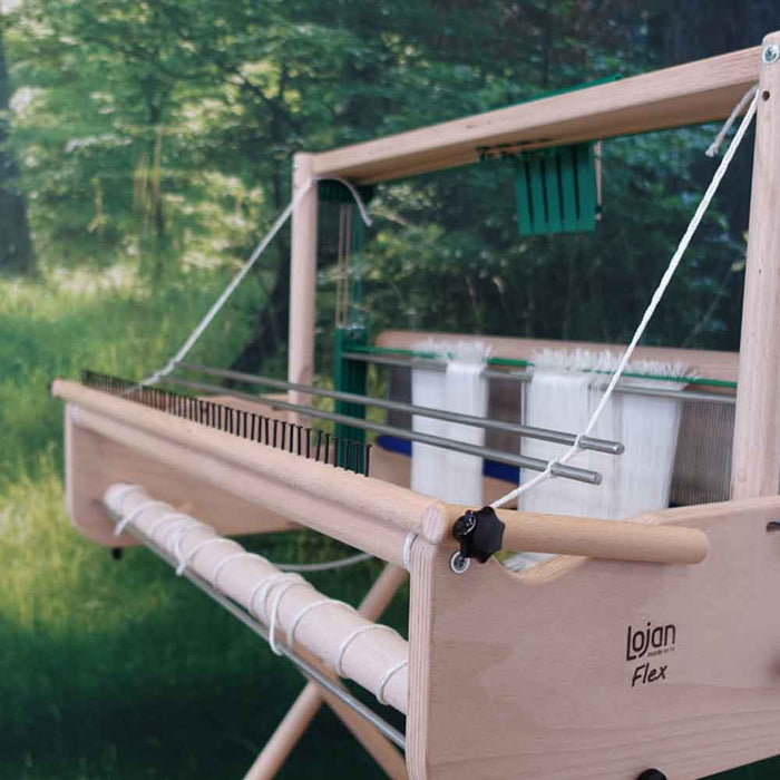 Lojan Flex loom with raddle mounted near back beam for back to front warping