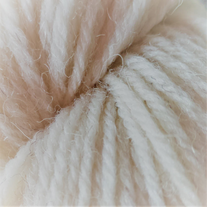 Highland wool 4 ply - Natural - 100g