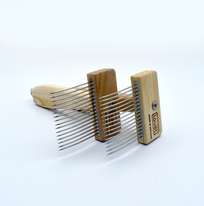 Mini combs per pair